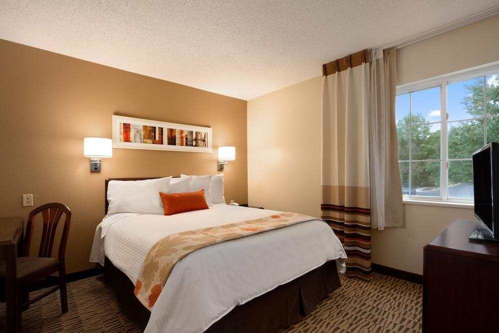 Mainstay Suites Chicago Schaumburg Exterior photo