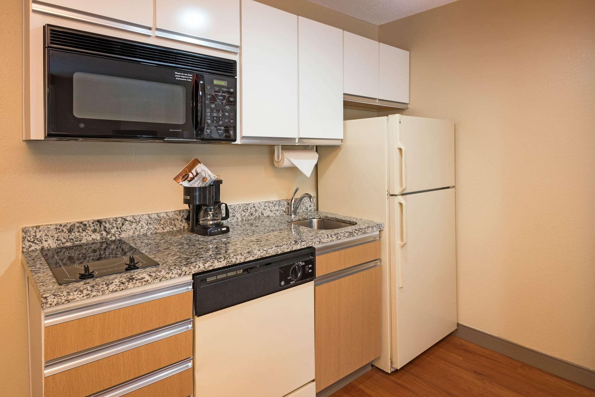 Mainstay Suites Chicago Schaumburg Exterior photo