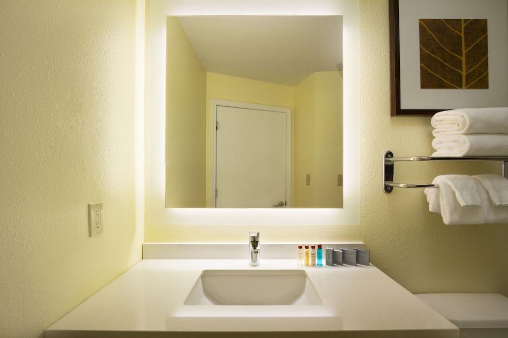 Mainstay Suites Chicago Schaumburg Exterior photo