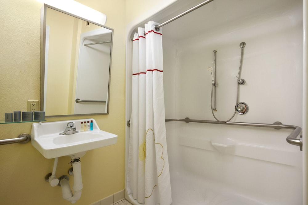 Mainstay Suites Chicago Schaumburg Exterior photo