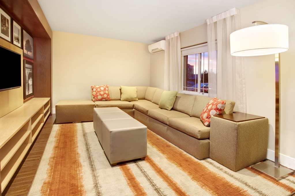 Mainstay Suites Chicago Schaumburg Interior photo