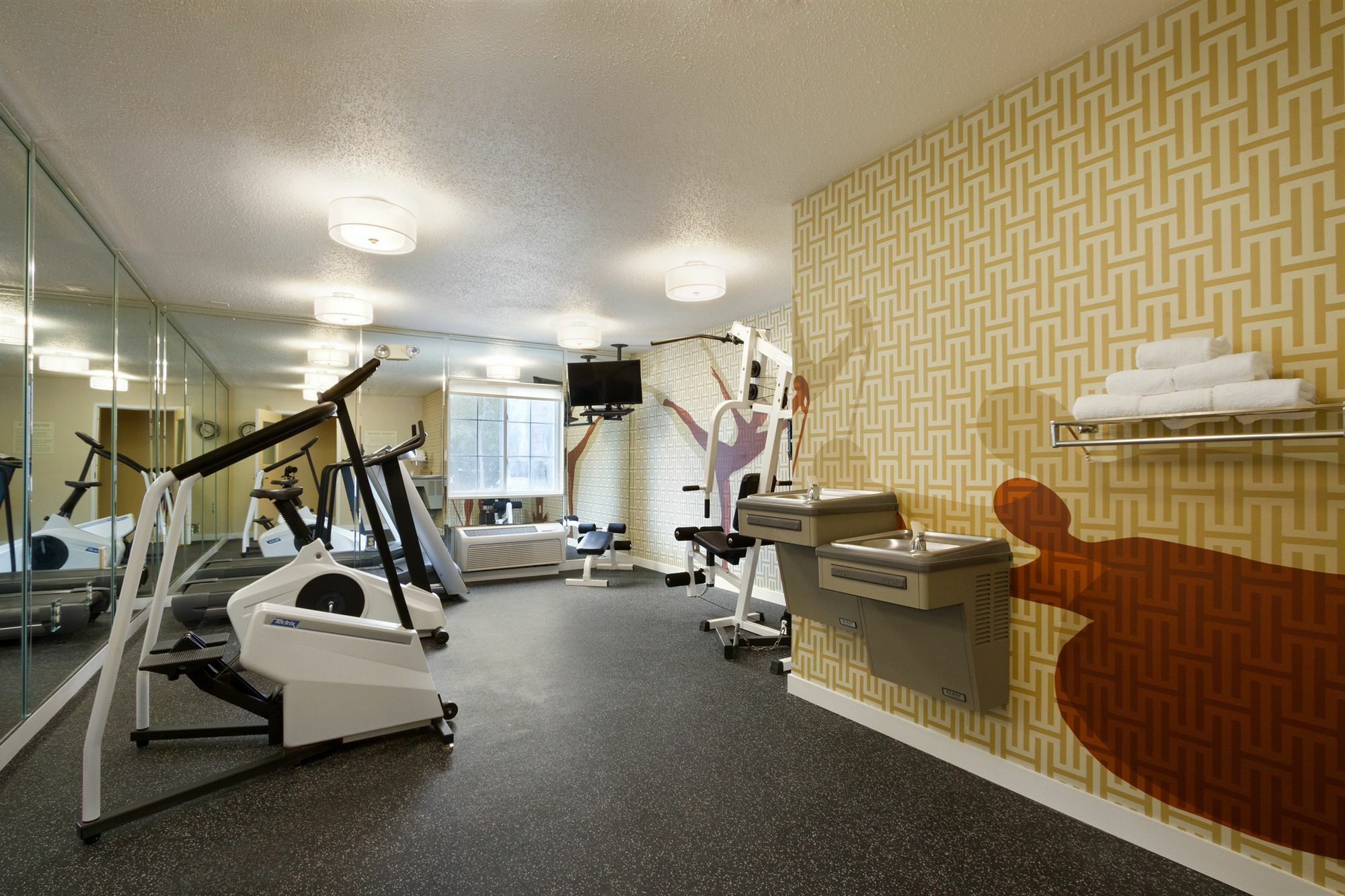 Mainstay Suites Chicago Schaumburg Exterior photo